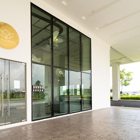 Amber Cove Premier Suites Melaka Εξωτερικό φωτογραφία